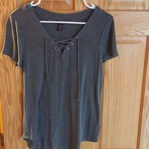 Grey Rue 21 top
